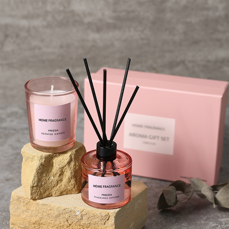 Premium rietdiffuser en kaars  - Home Fragrance Reeds recensie en prijs